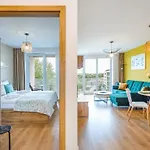 Apartament Sun 30H Z Garazem Perlowa Przystan-Holiday City